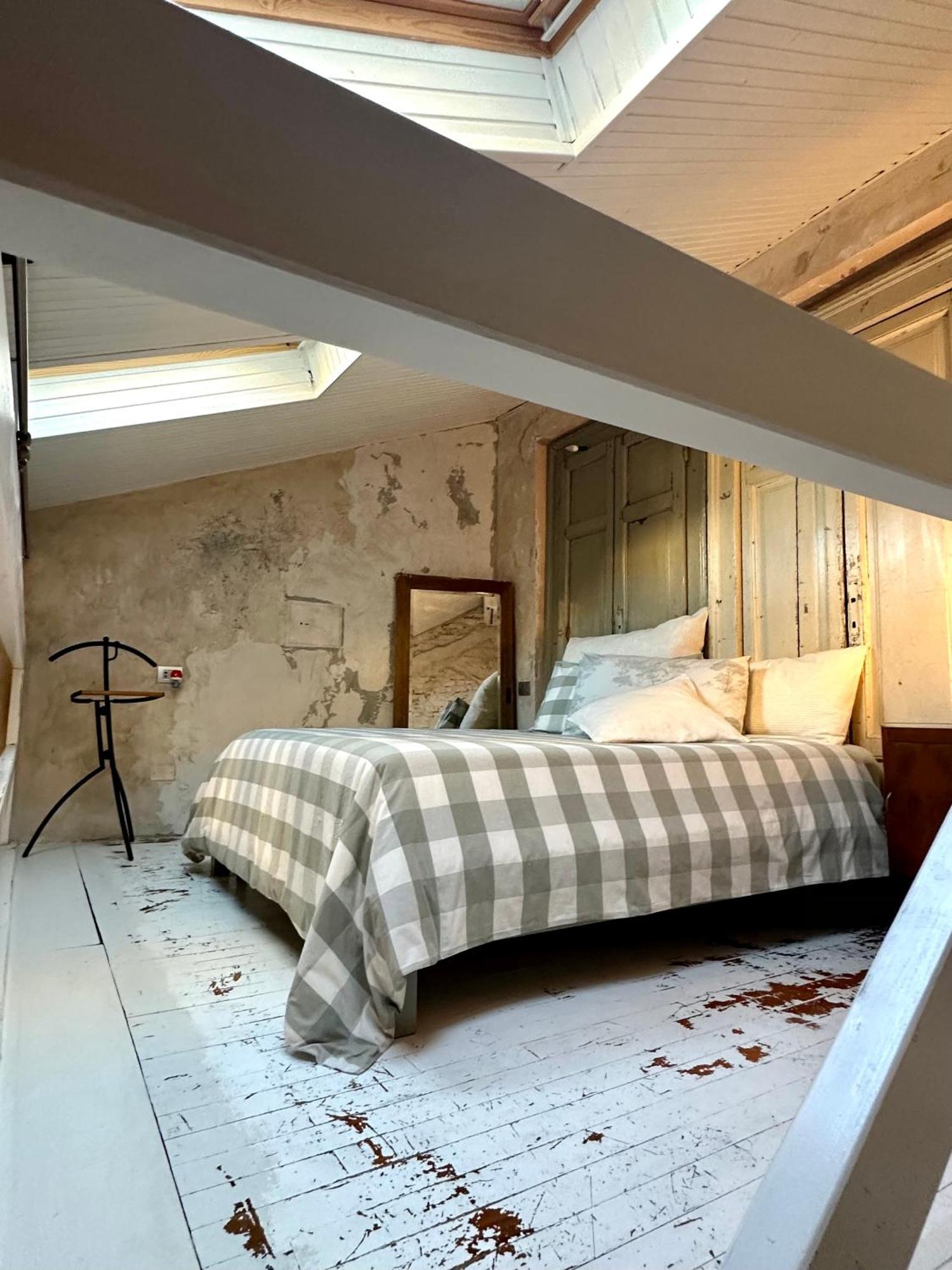 Ferienwohnung Charming And Design Attic Loft Central Milan In Coolest Area Navigli Ticinese Exterior foto